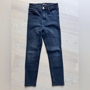 Zara Women's Dark Denim Skinny Jeans